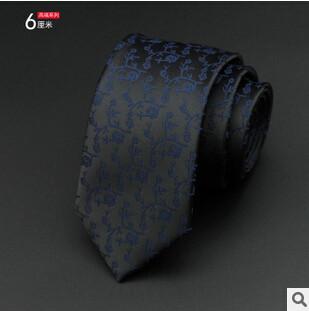 Man Fashion Dot Neckties